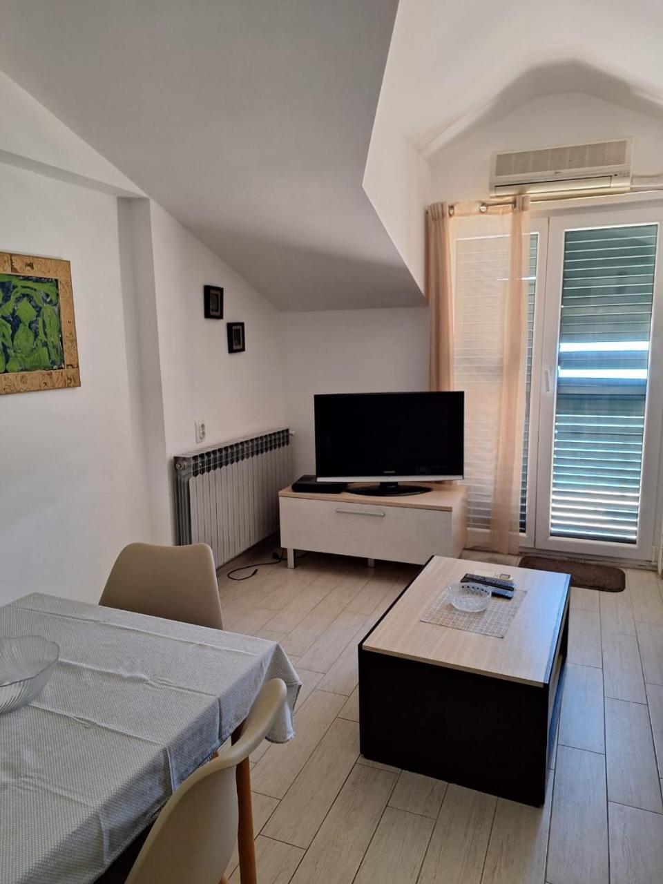 Apartments Iva Котор Екстер'єр фото