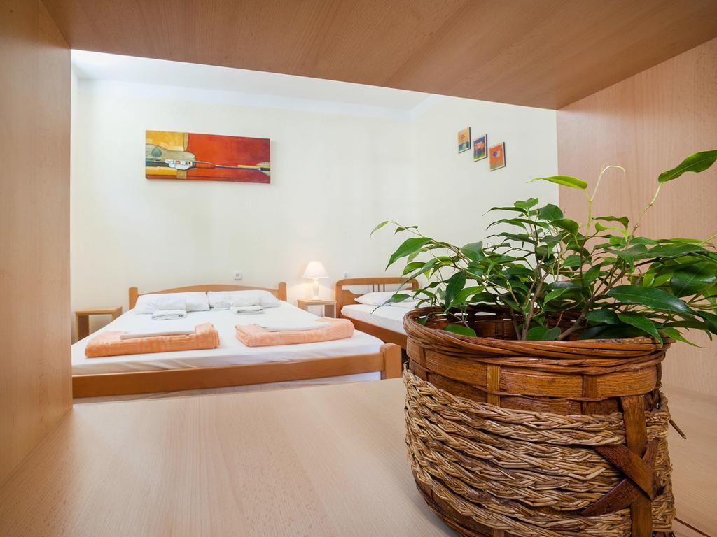 Apartments Iva Котор Екстер'єр фото