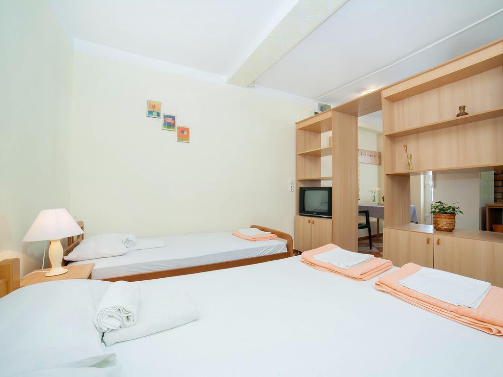 Apartments Iva Котор Екстер'єр фото